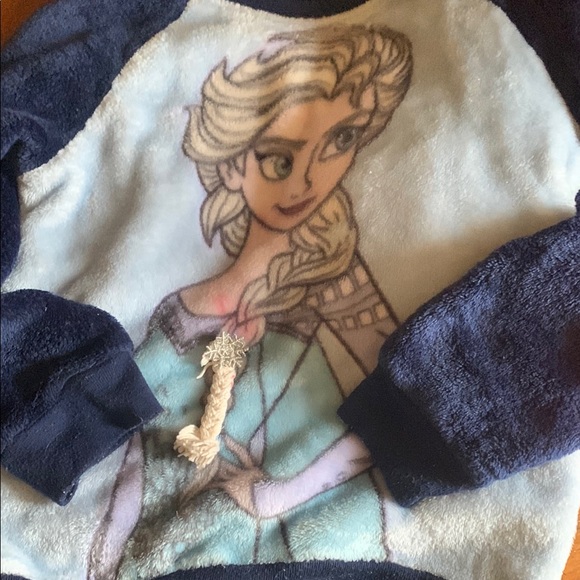 Disney Pink and Blue Tops - Picture 5 of 8